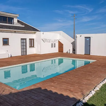 Villa Palmeiras House -