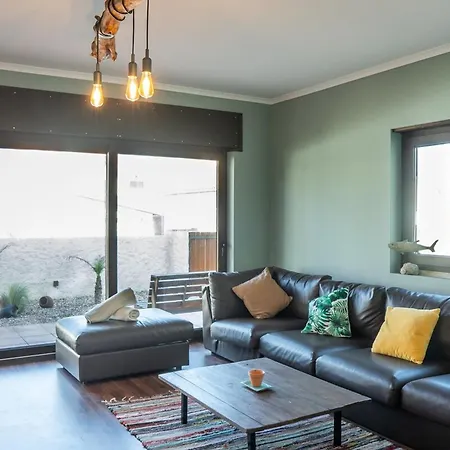 Palmeiras House -